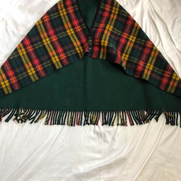 Vintage Wool Reversible Plaid/ Green Cape - Picture 2 of 7